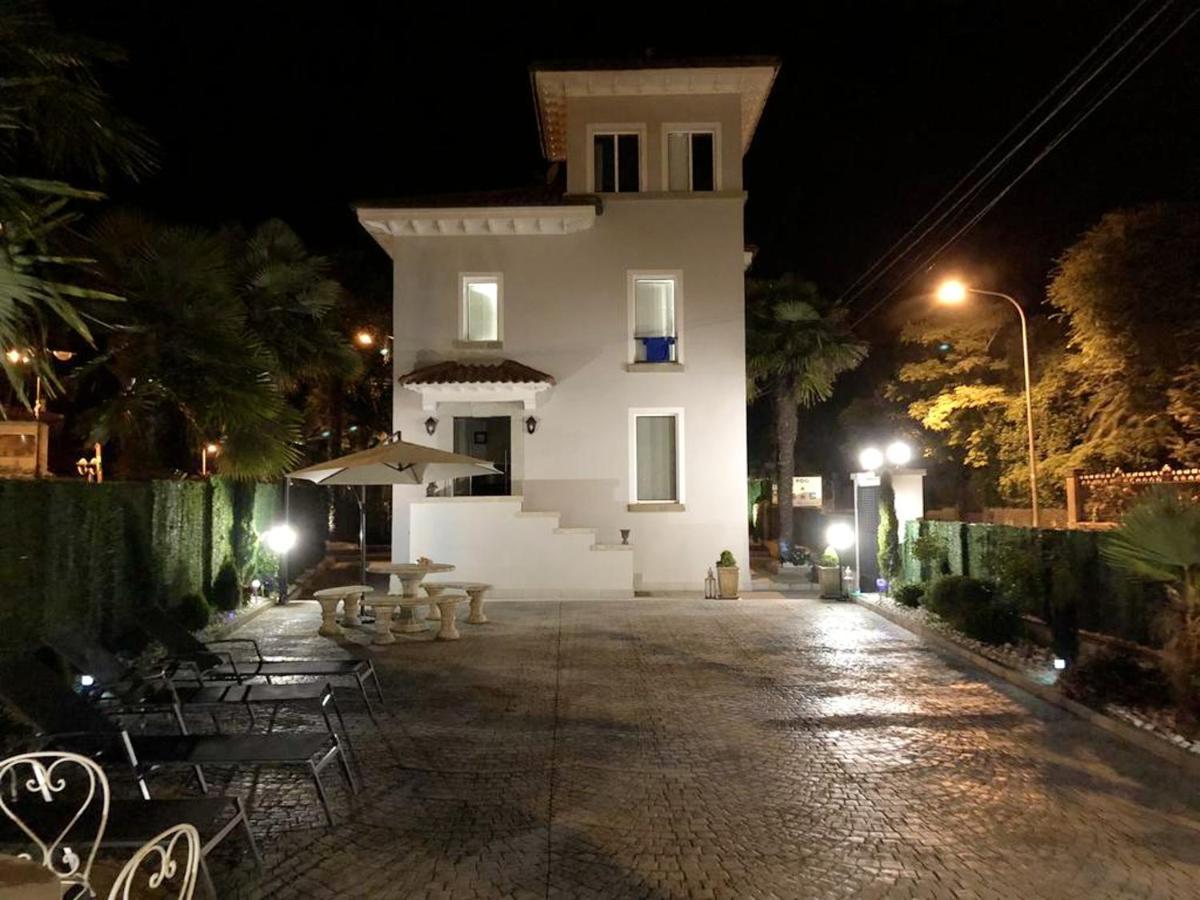 Beautiful Holiday Home In Po De Llanes With Sea View ภายนอก รูปภาพ