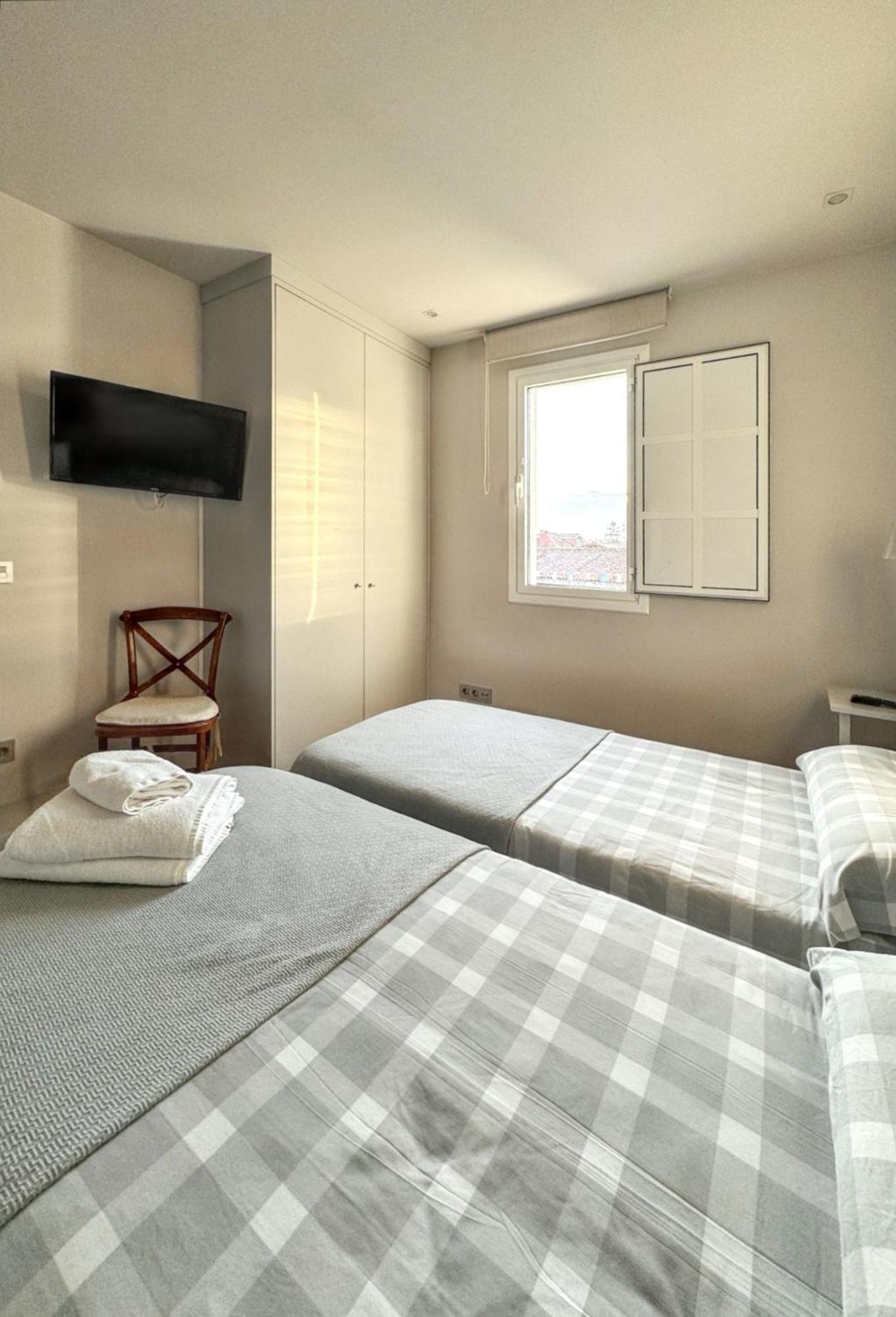 Beautiful Holiday Home In Po De Llanes With Sea View ภายนอก รูปภาพ